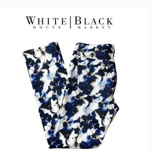 WHBM Floral Slim Ankle Jeans Blue and White Size 6 NWT